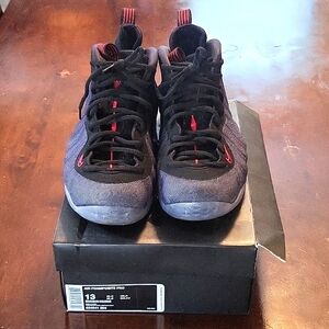 Nike foamposite size 13